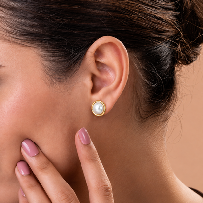 Lustrous Pearl Stud Earrings
