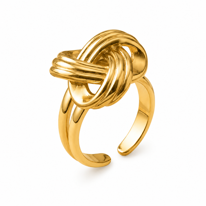 Trinity Knot Ring