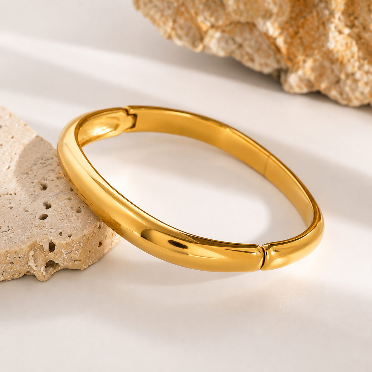 Sculpted Oval Gold Cuff