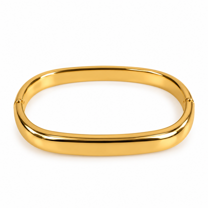 Sculpted Oval Gold Cuff