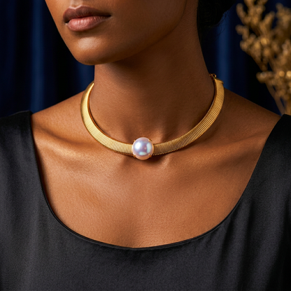 Signature Pearl Necklace