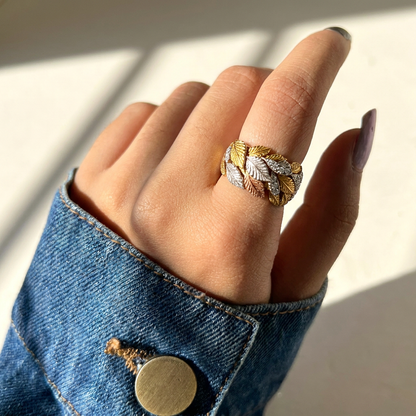 Verdant Luxe Leaf Ring
