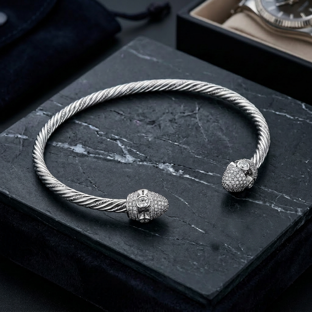 Twisted Collar Neckpiece