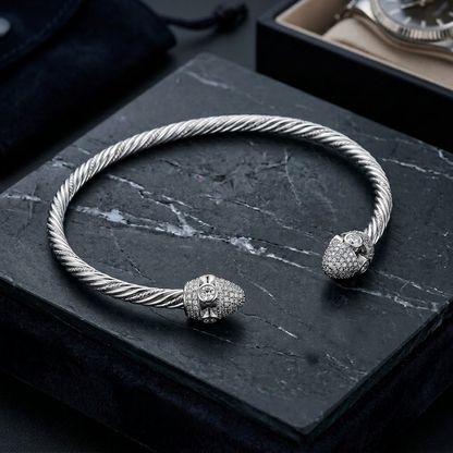 Twisted Collar Neckpiece
